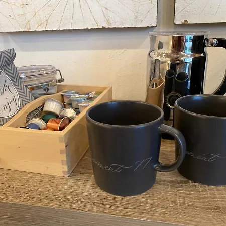 アパート Basement 77 *